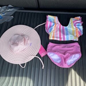 Ruffle butts fun in sun bundle size 2T (swimsuit 2T and hat 12m-2t) never worn